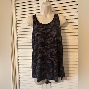Lulu black camo tank size 8